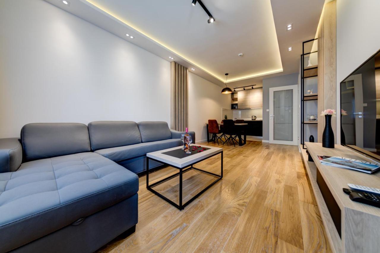 Apart Compliment Podgorica Bagian luar foto