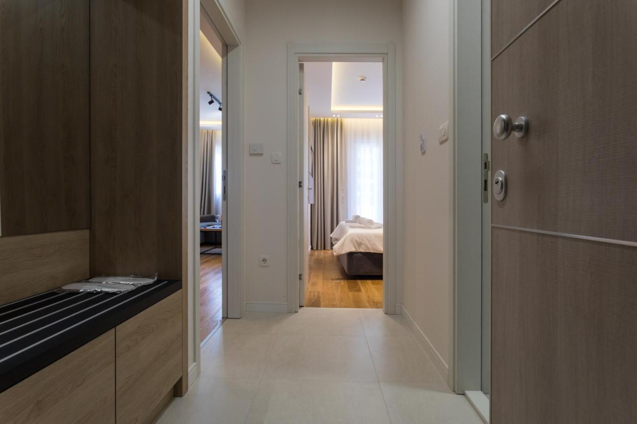 Apart Compliment Podgorica Bagian luar foto