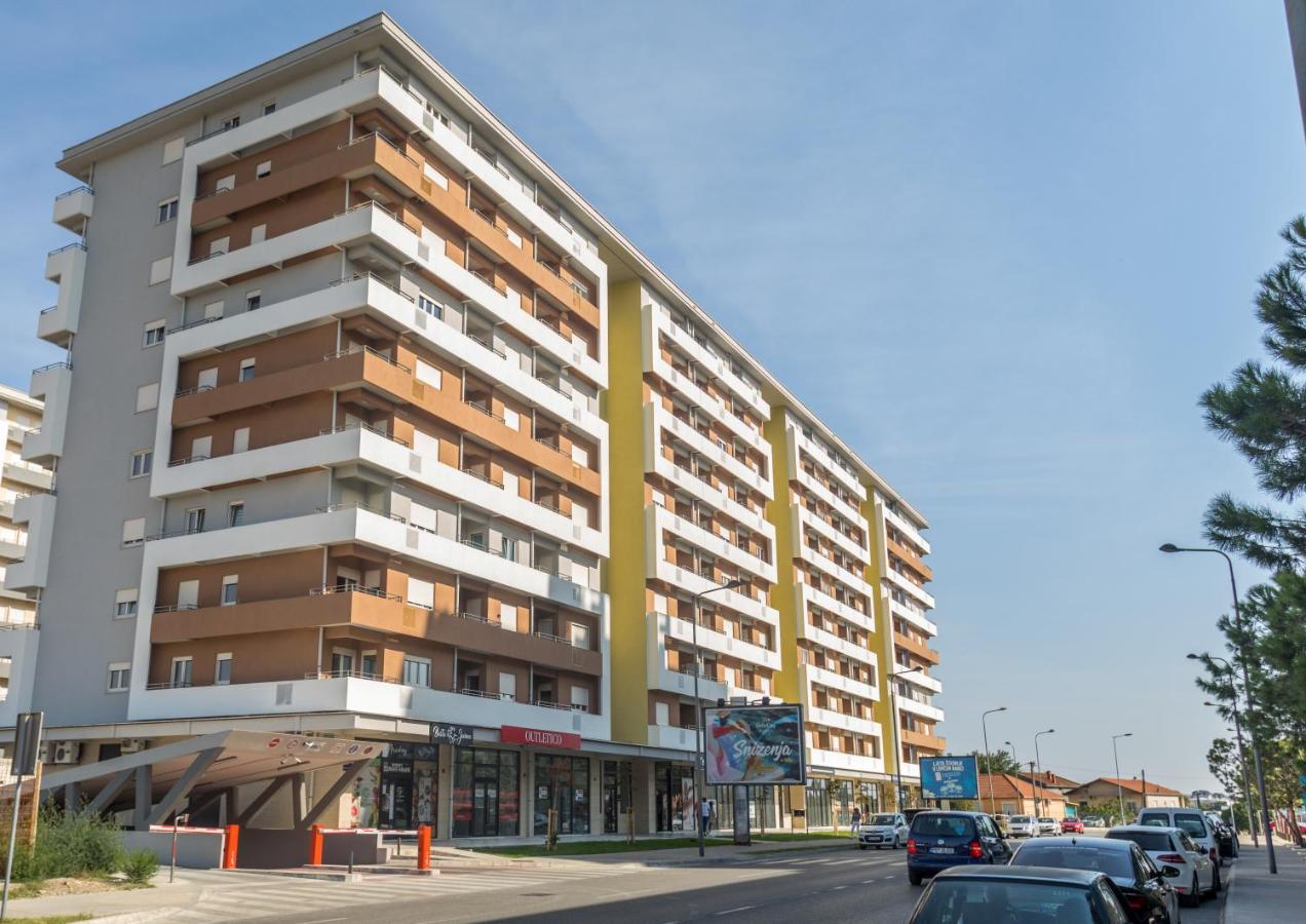 Apart Compliment Podgorica Bagian luar foto