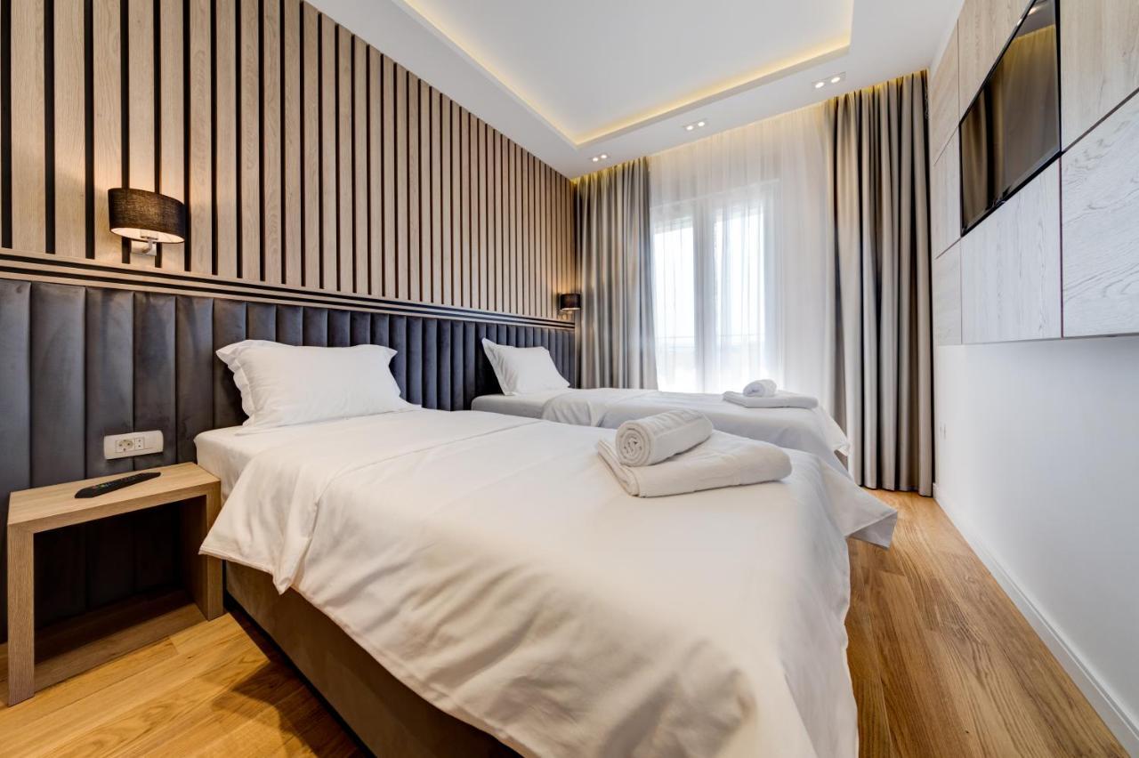 Apart Compliment Podgorica Bagian luar foto
